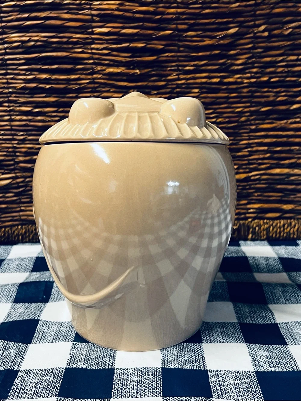 Vintage Mid-Century Ceramic Lion Cookie Jar - MCM Kitsch Japan Pottery - Tan